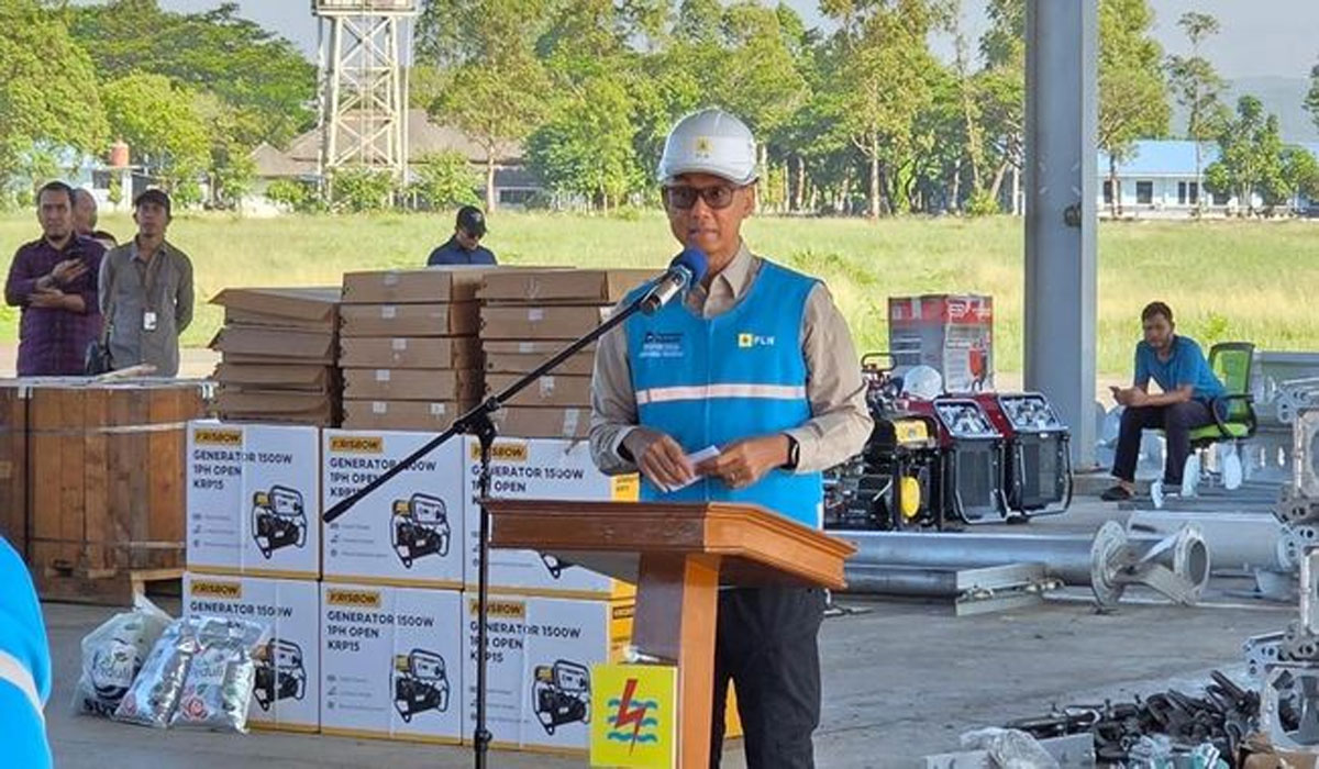 Gerak Cepat! Dirut PLN Turun Tangan Langsung Pulihkan Listrik Aceh Pasca Bencana, Warga Lega